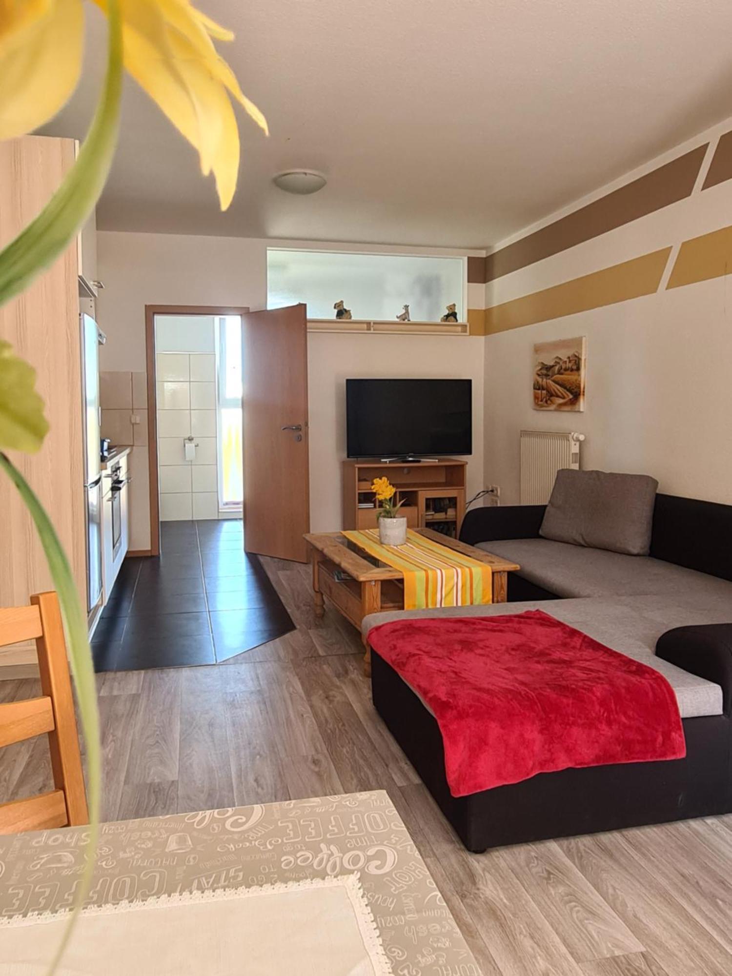 Ferienwohnung Weisskopf Alkersleben Exterior foto